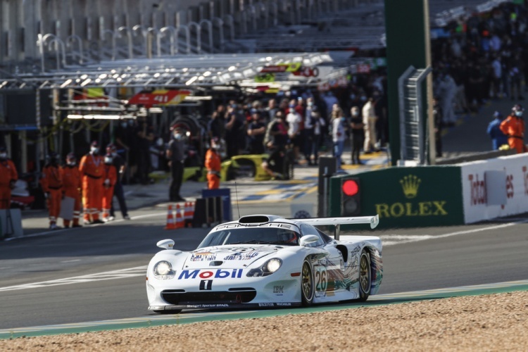 Von der Theorie her auch startberechtigt: Ein Porsche 911 GT1 aus dem Jahre 1997. Das Fahrzeug fuhr bei den Endurance Racing Legends vor den 24h Le Mans 2021