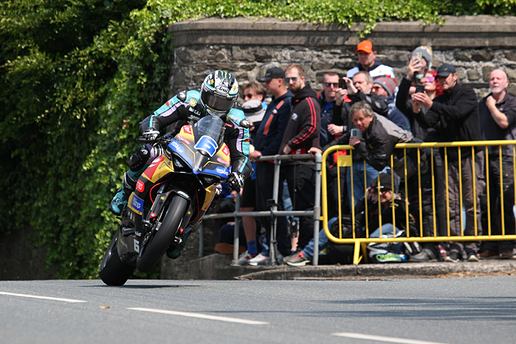 Michael Dunlop auf der Ducati V2 Panigale 955