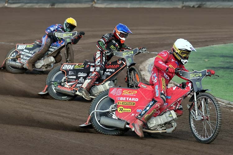 Fricke, Kvech, Kurtz