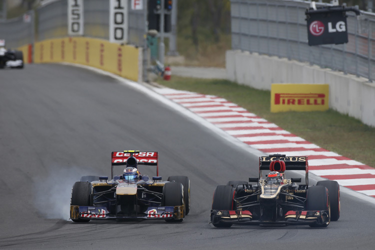Daniel Ricciardo (links) im Kampf mit Kimi Räikkönen