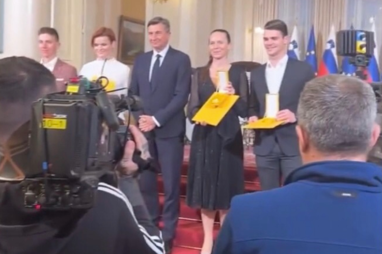Tim Gajser erhält den Verdienstorden der Republik Slowenien