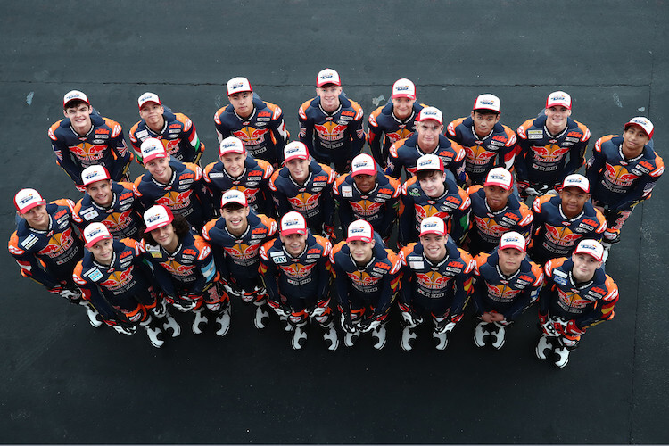 Die Teilnehmer des Red Bull MotoGP Rookies Cup 2023