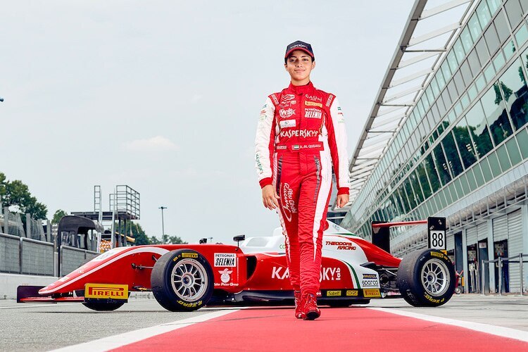 Amna al Qubaisi hat als erste Araberin ein Formel-4-Rennen gewonnen