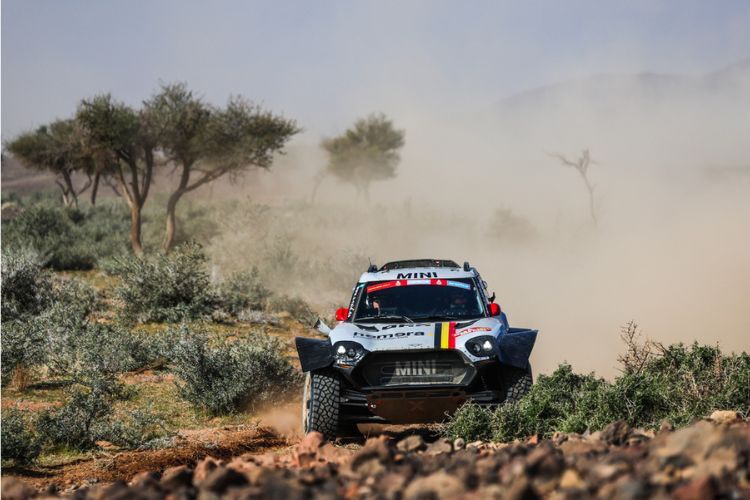 Mathieu Baumel als Beifahrer des Belgiers Guillaume de Mévius im neuen X-Raid-Mini bei der Dakar 2025 zu einem Etappensieg