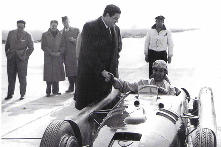 Gianni Lancia an der Seite seines Werksfahrers Alberto Ascari