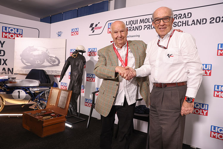 Hans-Georg Anscheidt (87) mit Dorna-CEO Carmelo Ezpeleta 