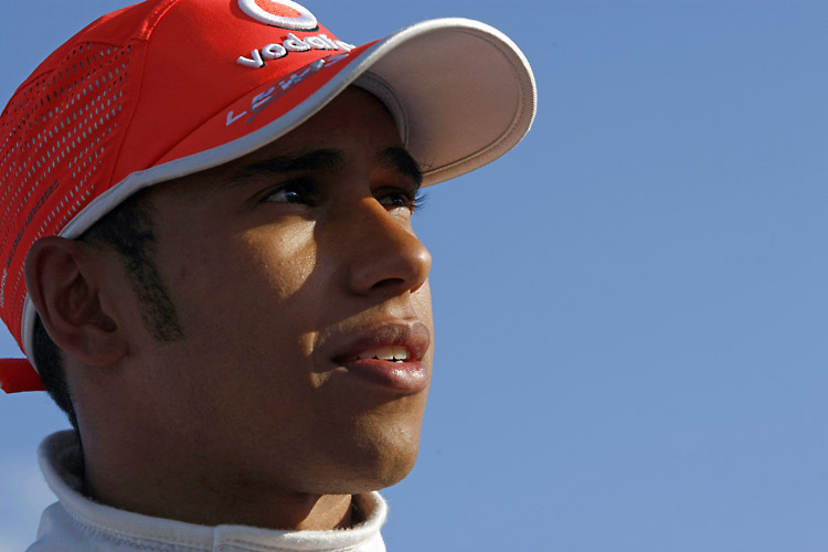Lewis Hamilton c LAT