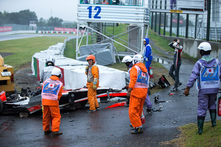 Adrian Sutil ist verzweifelt: Eben hat er den schweren Unfall von Jules Bianchi miterlebt