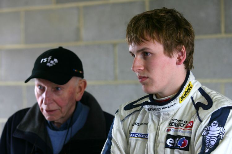 John Surtees mit Henry am 5. Mai in Snetterton