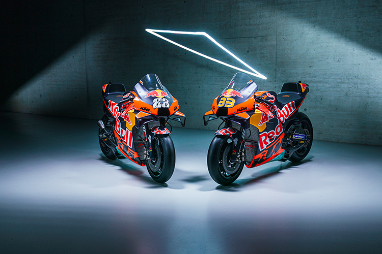 Die Bikes von Red Bull KTM der Piloten Oliveira und Binder