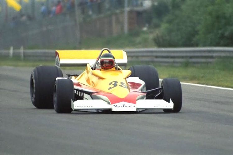 Formel-1-Debüt 1977 im Hesketh