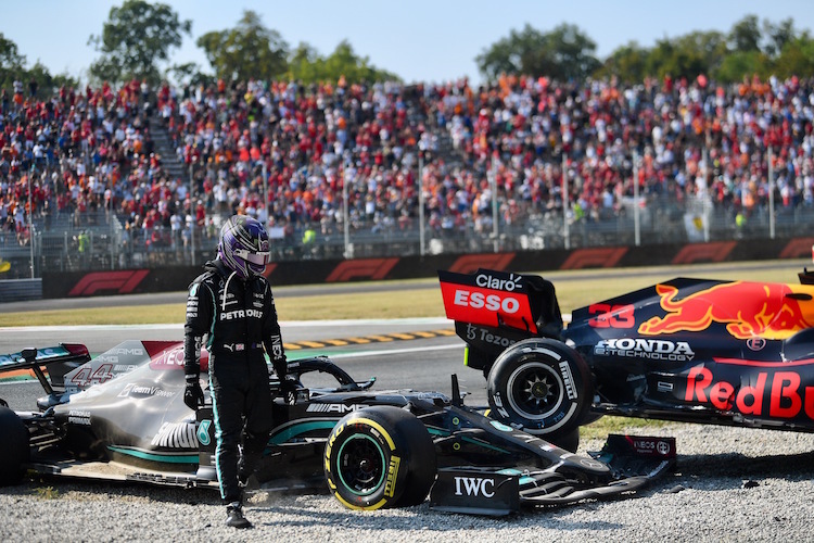 Lewis Hamilton nach der Kollision mit Max Verstappen in Monza