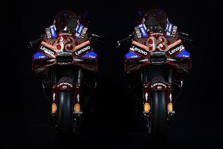 Beide Ducati-Werksfahrer fuhren am Sonntag mit der Speziallackierung