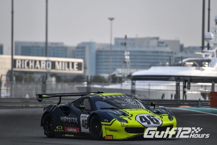 Der Ferrari 488 GT3 von Monster VR46 Kessel in Abu Dhabi