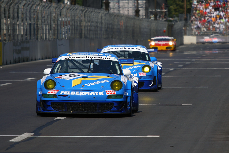 Die blauen Porsche werden auch 2009 in Bukarest am Start stehen