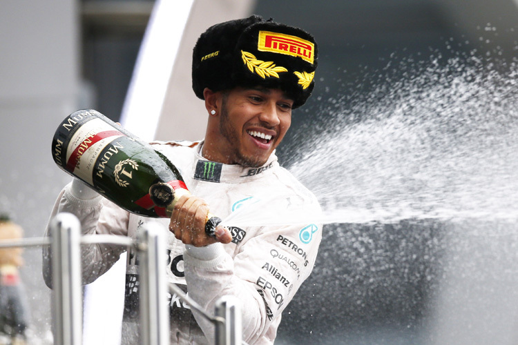 Neunter Saisonsieg für Lewis Hamilton