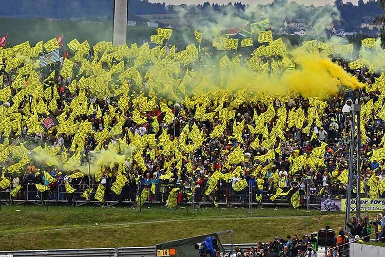 Die Rossi-Fans stürmen den Sachsenring trotzdem jedes Jahr