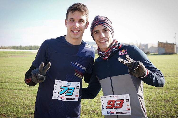 Alex und Marc Márquez als Läufer-Duo