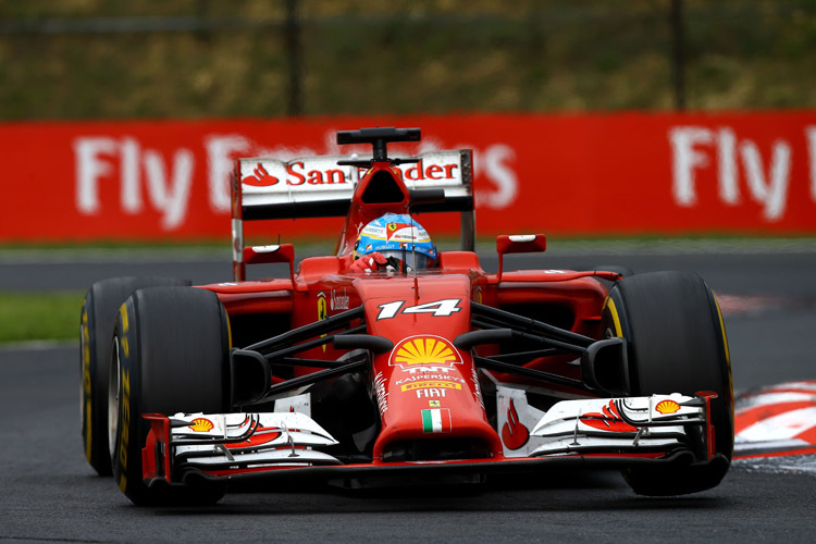 Beeindruckende Zwischenbilanz: Zusammen mit seinem Teamkollegen Kimi Räikkönen legte Ferrari-Star Fernando Alonso in der ersten Saisonhälfte rund 3330 km auf der Strecke zurück