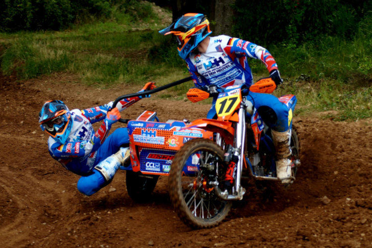 Gespann-Motocross-Gute-und-sehr-traurige-Neuigkeiten