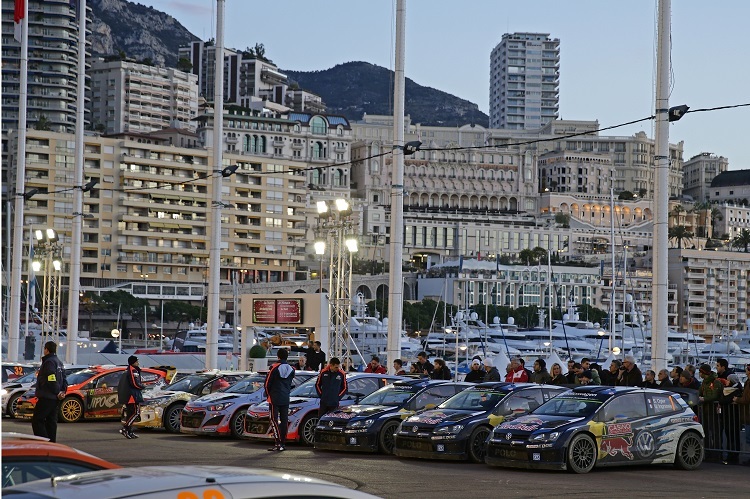 Die WM-Teams im Hafen von Monaco