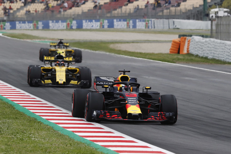 Daniel Ricciardo vor Sainz und Hülkenberg