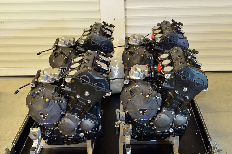 765-ccm-Dreizylinder-Motoren von Triumph