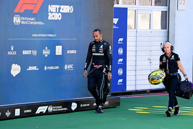 Lewis Hamilton flog im Qualifying als Erster ab – er startet mit einem neuen Chassis ins Sprintrennen