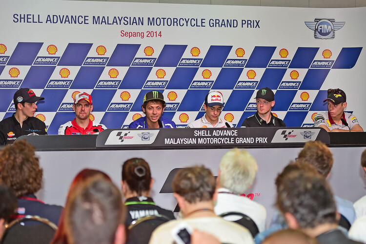 Moto2-WM-Leader Tito Rabat (ganz rechts) mit den MotoGP-Stars