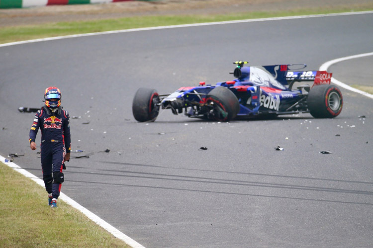 Carlos Sainz sorgte mit seinem Crash für viel Schrott und rote Flaggen