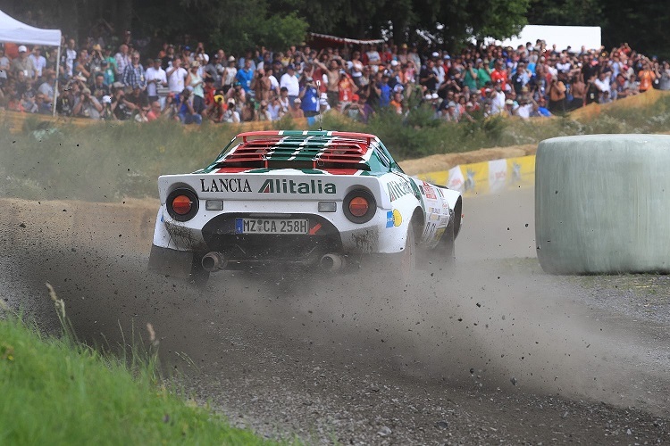 Lancia rally037