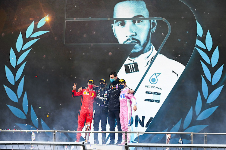 Lewis Hamilton überlebensgross: Sieger in der Türkei, erneut Weltmeister