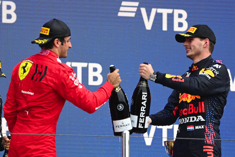 Carlos Sainz und Max Verstappen