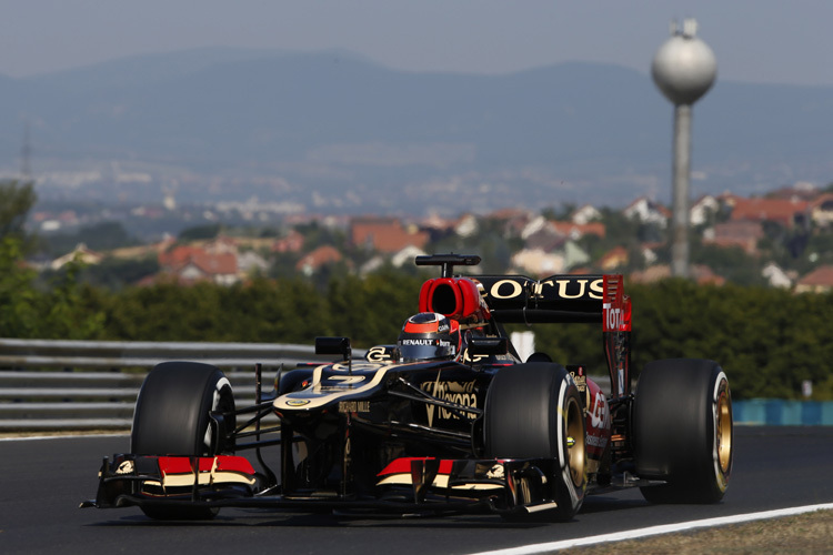 Kimi Räikkönen flitzt über den Hungaroring