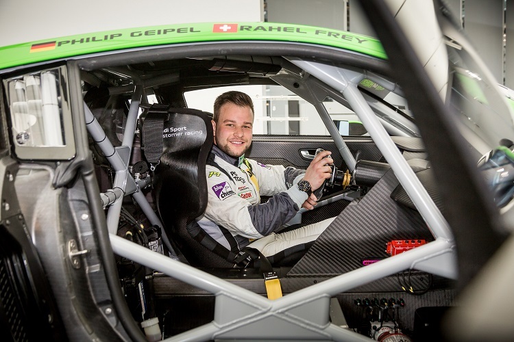 Probesitzen: Philip Geipel im neuen Audi R8 LMS von YACO Racing
