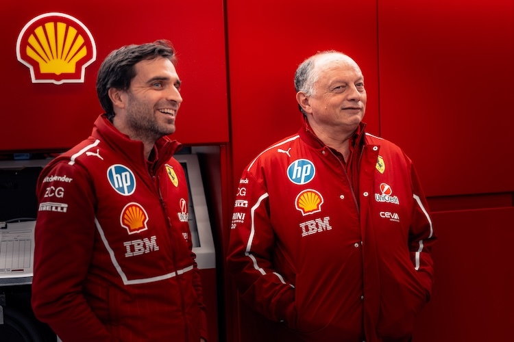 Ferrari-Teamchef Fred Vasseur (r.) mit seinem Vize Jérôme D’Ambrosio