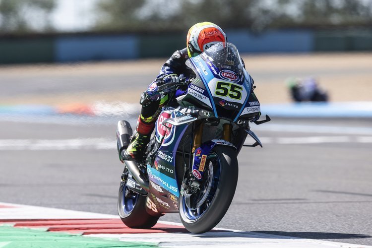 Yamaha-R1-mit-Winglets-Andrea-Locatelli-zieht-Bilanz
