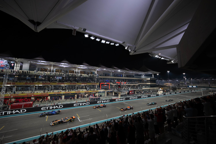 F1: Confira as imagens dos primeiros treinos para o GP de Abu Dhabi -  Notícia de F1