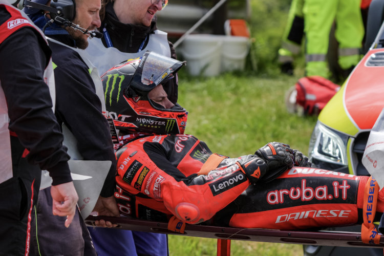 Nicolo Bulega klagt über beträchtliche Schmerzen