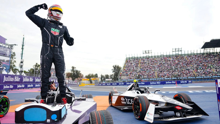 Erster E-Prix-Sieger 2024: Pascal Wehrlein, Porsche.