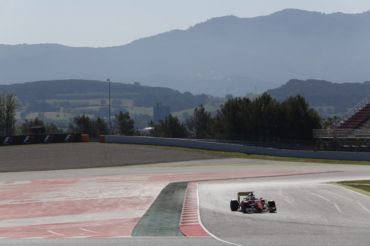 Sebastian Vettel nutzte den Vorteil der weichen Reifen und sicherte sich die Bestzeit 