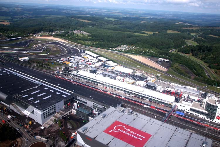 Der Nürburgring war zuletzt 1997 Motorrad-GP-Schauplatz, die Formel 1 trat zuletzt 2013 in der Eifel auf