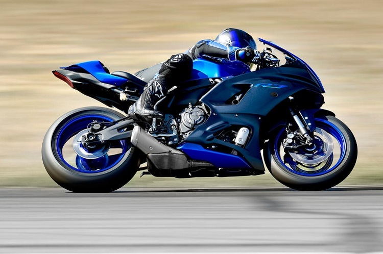 Ein Preis wird noch nicht genannt, doch Yamaha verspricht mit der R7 den preiswerten Einstieg in die Supersport-Szene