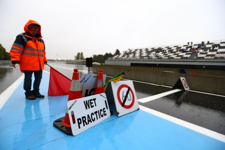 Regenwetter in Magny-Cours