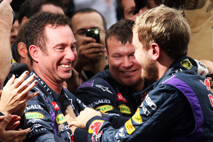 Kenny Handkammer mit Sebastian Vettel bei Red Bull Racing