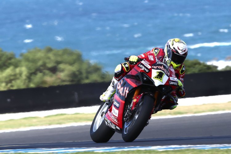 Ducati-Star Alvaro Bautista dominierte den ersten Trainingstag