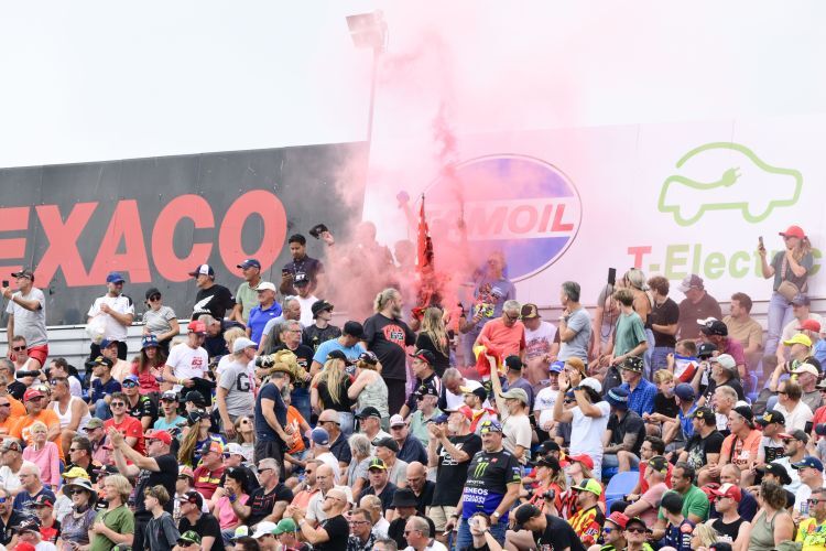 Fans