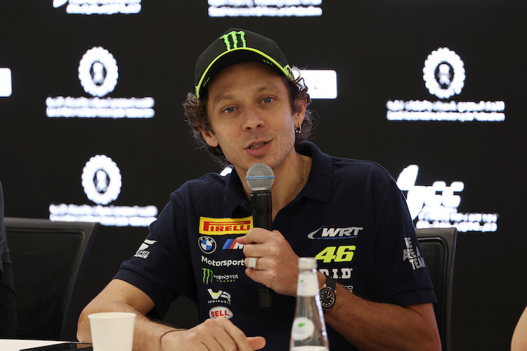 Valentino Rossi auf der Mediarunde in Jeddah