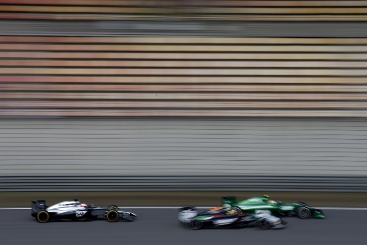 Jenson Button hinter Sergio Pérez und Marcus Ericsson