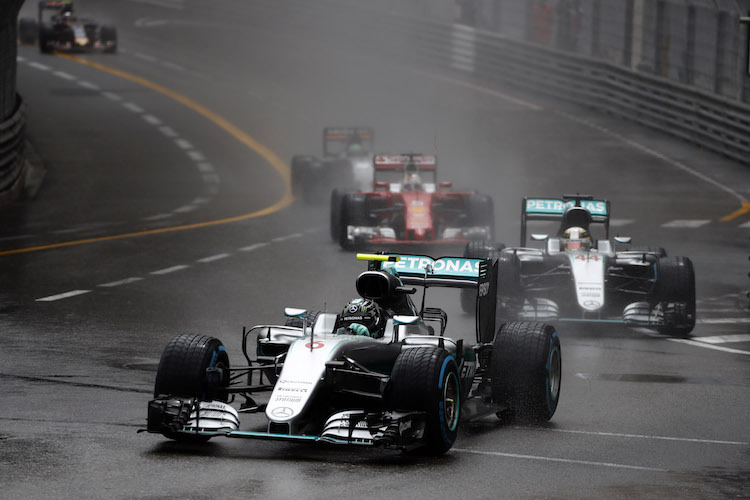 Nico Rosberg vor Lewis Hamilton und Sebastian Vettel in Monte Carlo
